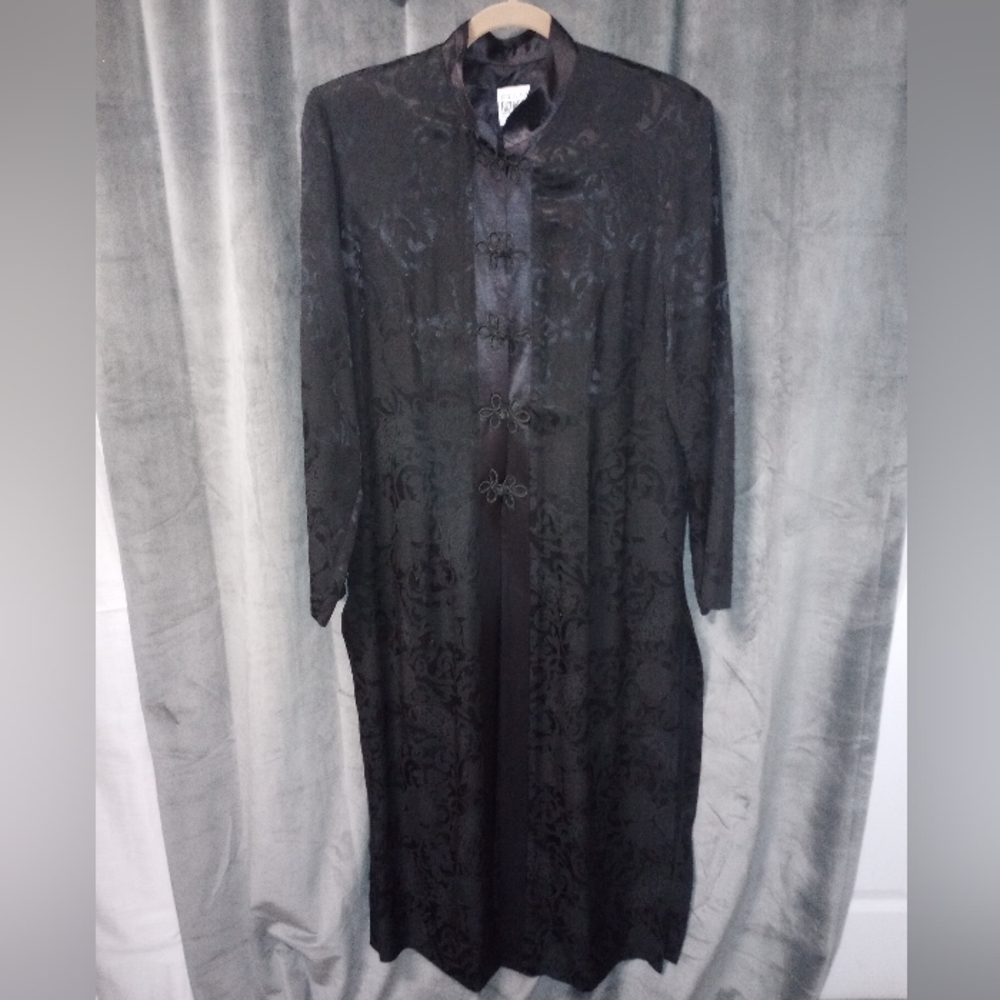 Vintage R&M Richards Black Satin Long Jacket w/ Frog Closure & Pants Set Size 16